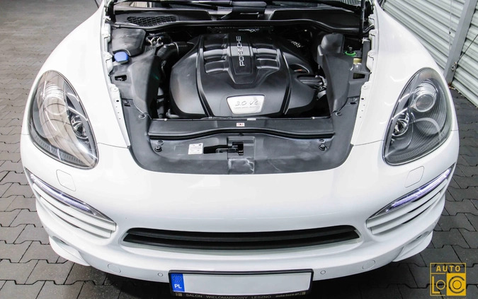Porsche Cayenne cena 117777 przebieg: 111000, rok produkcji 2012 z Jedlicze małe 781
